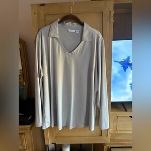 Lady Hagen Classic Gray long sleeve Golf Top, never worn. 1X